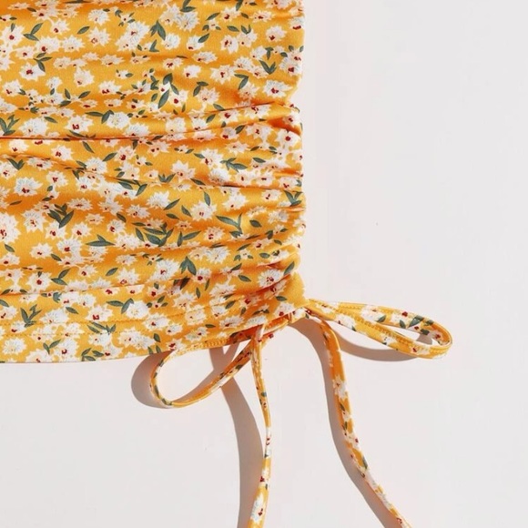 Yellow Floral Ruched Drawstring Dress - Picture 4 of 5